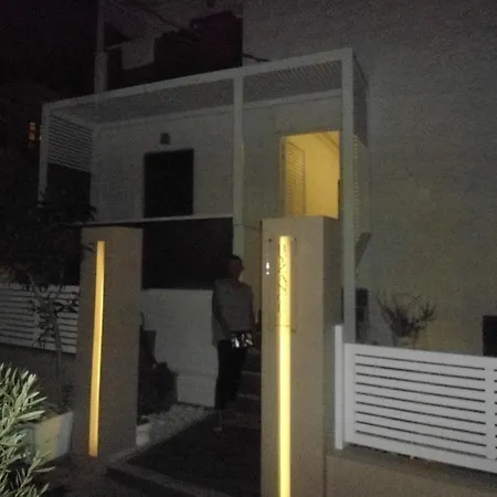 Byzance ホテル 2*