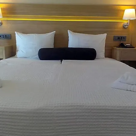 Byzance Hotel 2*